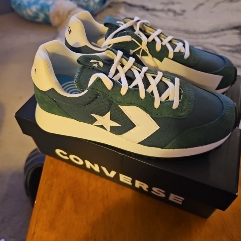 Converse Kids Green and White Omega Trainer Runner Sneakers